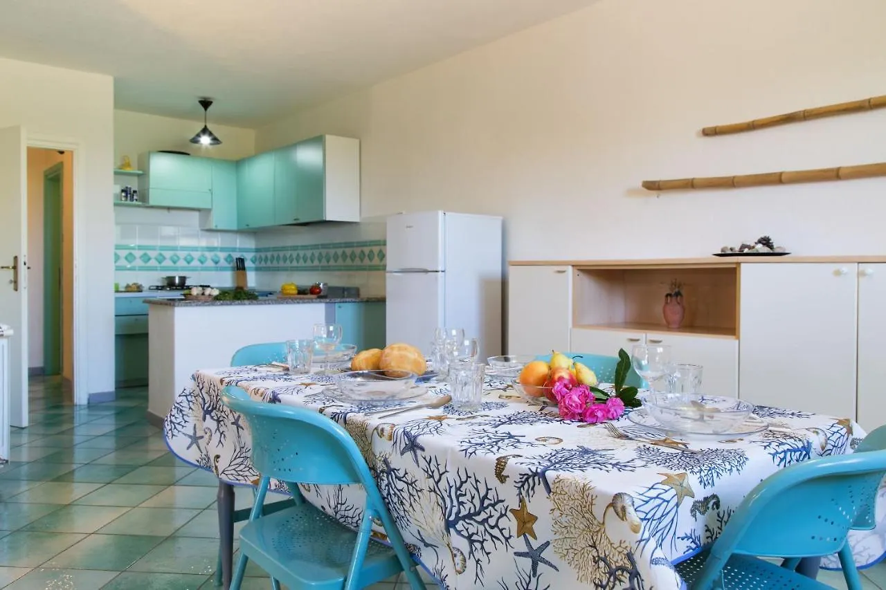 Apartament Acqua Marina Monte Petrosu 0*,